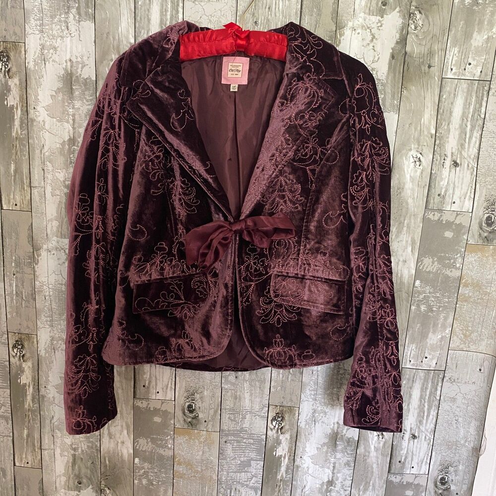 Vintage Old Navy maroon floral embroidered velour tie front blazer M